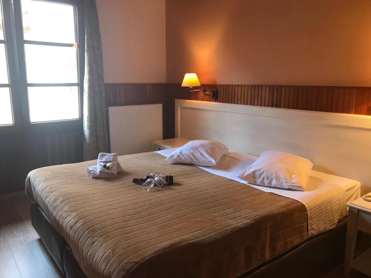 Hotel Olympic 멧소보 외부 사진