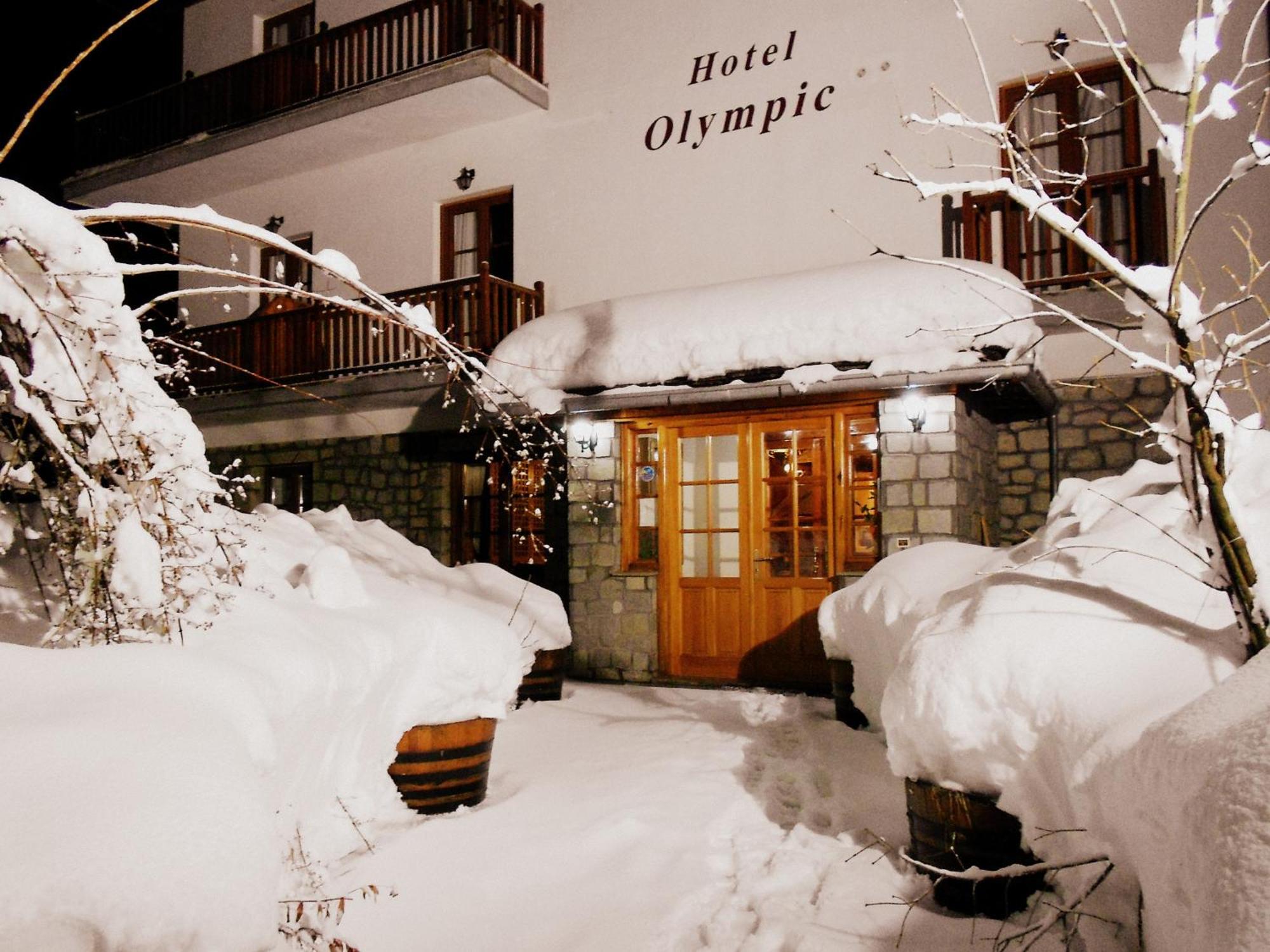Hotel Olympic 멧소보 외부 사진